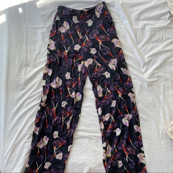 Weekday Wide-Leg Black Floral Pants - Picture 4 of 5